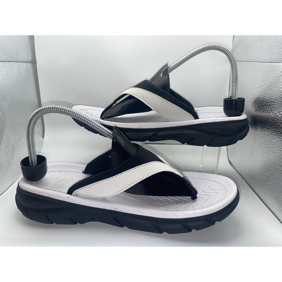 Women's Black White Thong Flip Flop Sandals Size 11 Comfortable Platform - Picture 1 of 5